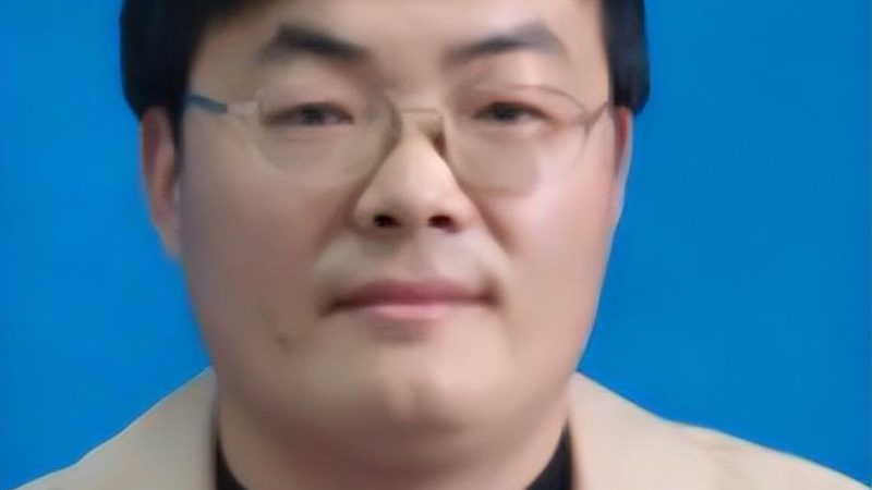 多层PCB样板定制：揭秘价格背后的秘密