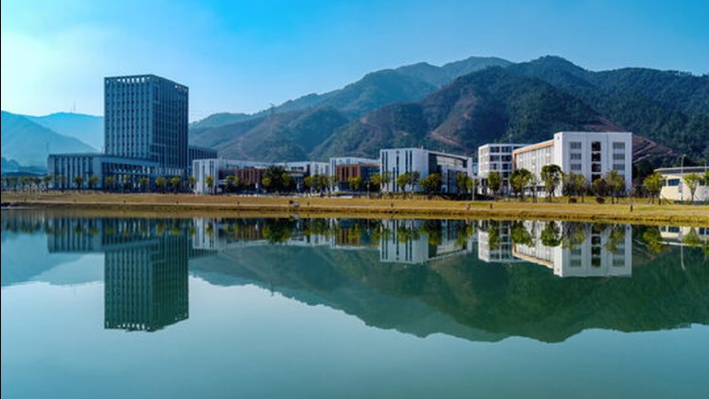 电子配件规格型号怎么看